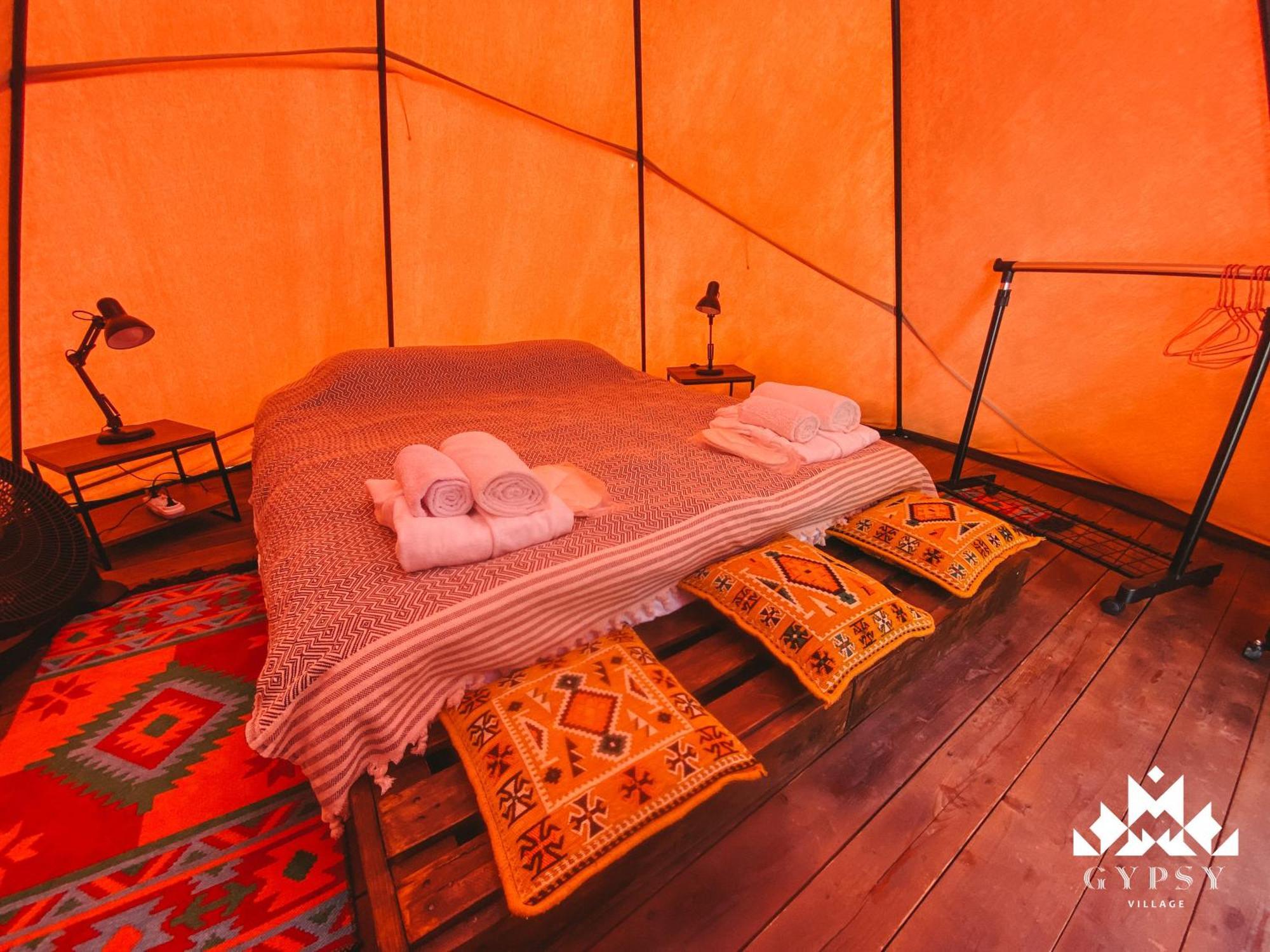 Gipsy Village Park Hotel Asureti ภายนอก รูปภาพ