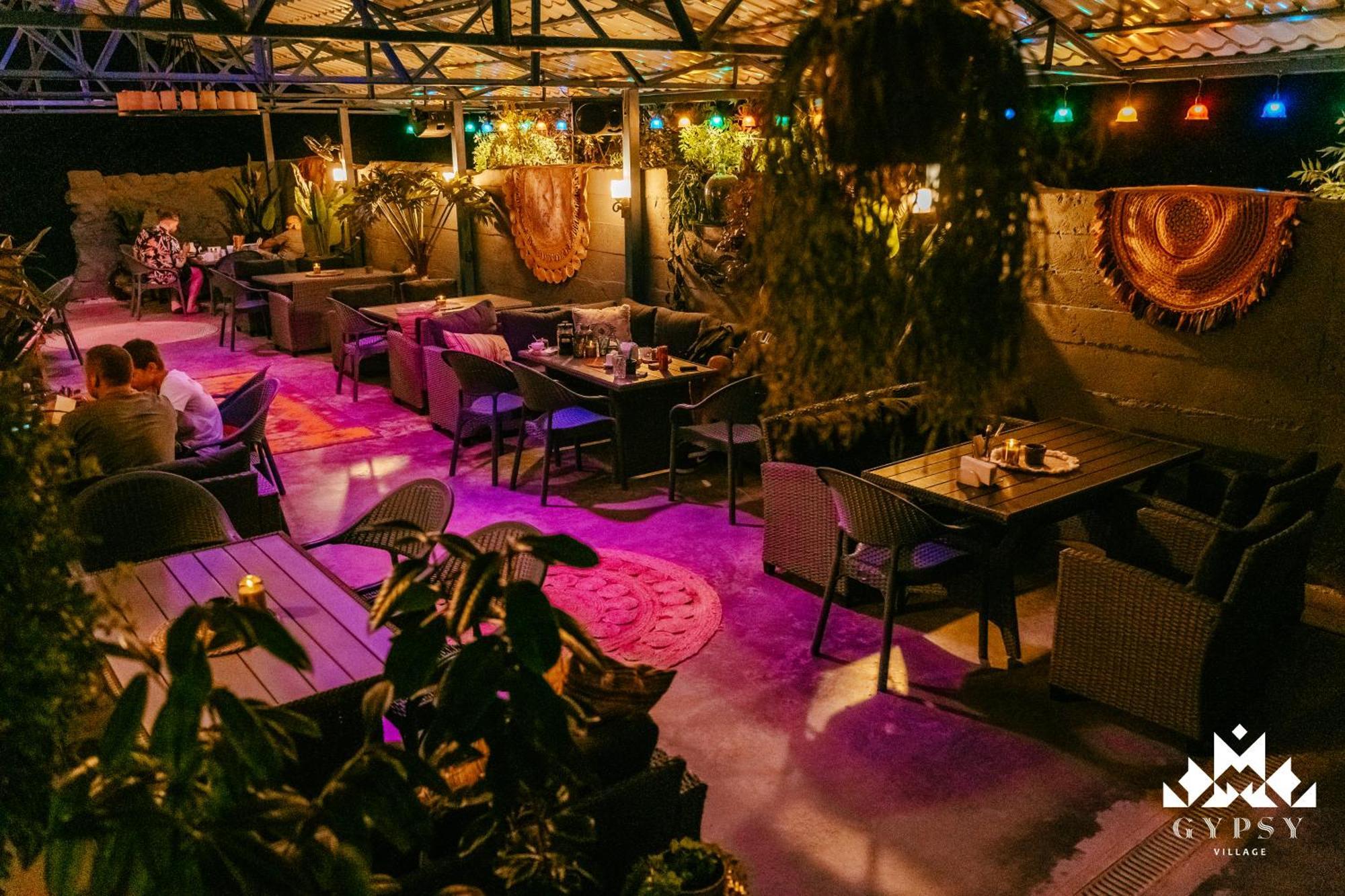 Gipsy Village Park Hotel Asureti ภายนอก รูปภาพ